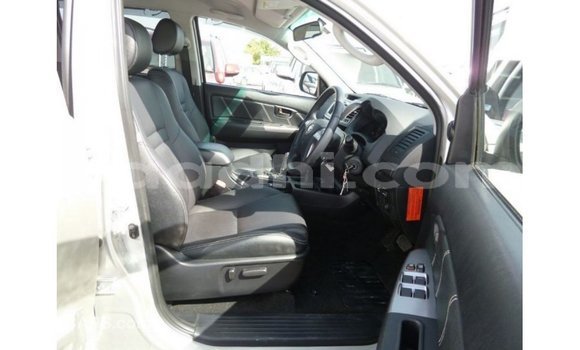 Acheter Import Voiture Toyota Hilux Autre à Import - Dubai, Somalie Acheter Import Voiture Toyota Hilux Autre à Import - Dubai, Somalie