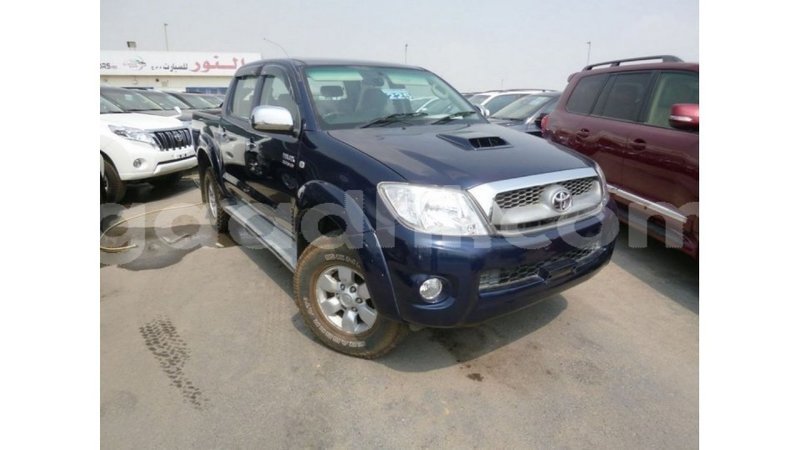 Big with watermark toyota hilux somalia import dubai 3830