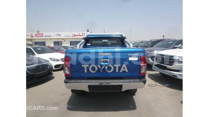 Big with watermark toyota hilux somalia import dubai 3831