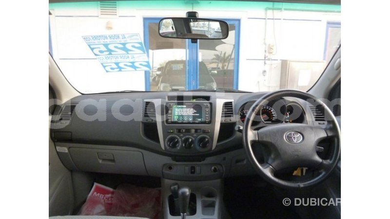 Big with watermark toyota hilux somalia import dubai 3833