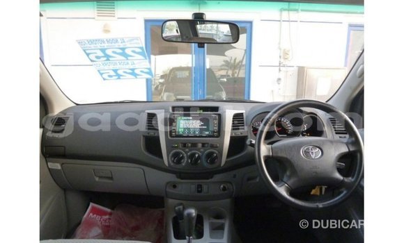ይግዙ Imported Toyota Hilux ጥቁር መኪና በ Import - Dubai በ ሶማሊያ ይግዙ Imported Toyota Hilux ጥቁር መኪና በ Import - Dubai በ ሶማሊያ