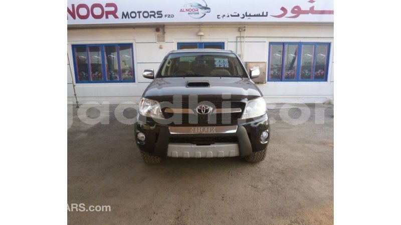 Big with watermark toyota hilux somalia import dubai 3833