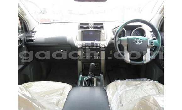 Acheter Import Voiture Toyota Prado Autre à Import - Dubai, Somalie Acheter Import Voiture Toyota Prado Autre à Import - Dubai, Somalie