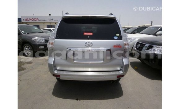 Acheter Import Voiture Toyota Prado Autre à Import - Dubai, Somalie Acheter Import Voiture Toyota Prado Autre à Import - Dubai, Somalie
