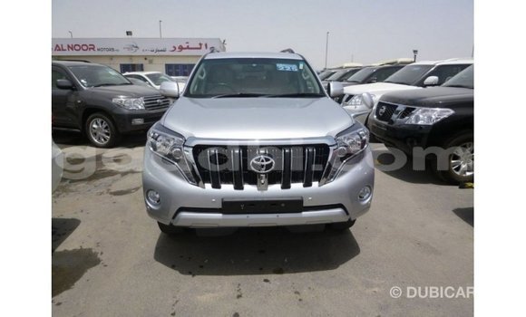 Acheter Import Voiture Toyota Prado Autre à Import - Dubai, Somalie Acheter Import Voiture Toyota Prado Autre à Import - Dubai, Somalie