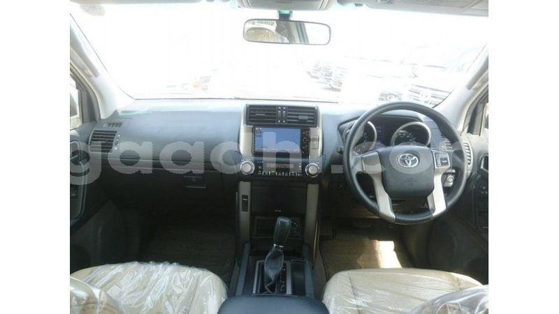 Big with watermark toyota prado somalia import dubai 3837