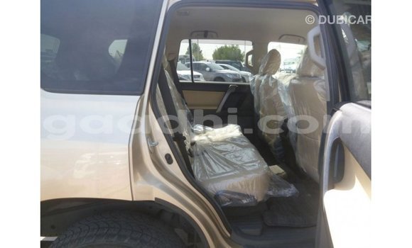 Acheter Import Voiture Toyota Prado Autre à Import - Dubai, Somalie Acheter Import Voiture Toyota Prado Autre à Import - Dubai, Somalie