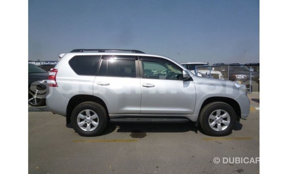 Acheter Import Voiture Toyota Prado Autre à Import - Dubai, Somalie Acheter Import Voiture Toyota Prado Autre à Import - Dubai, Somalie