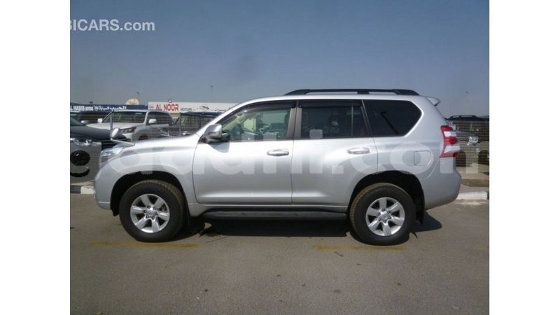 Big with watermark toyota prado somalia import dubai 3840