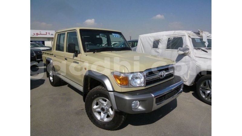 Big with watermark toyota land cruiser somalia import dubai 3847