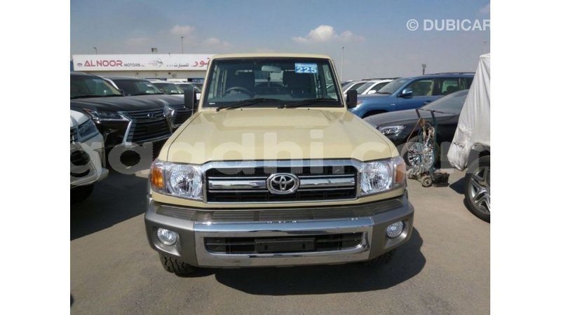 Big with watermark toyota land cruiser somalia import dubai 3847