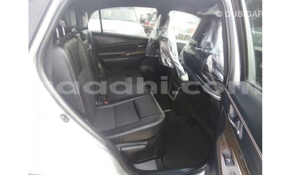 Acheter Import Voiture Toyota Harrier Autre à Import - Dubai, Somalie Acheter Import Voiture Toyota Harrier Autre à Import - Dubai, Somalie