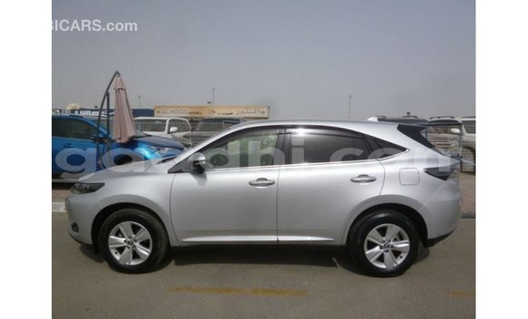 Acheter Import Voiture Toyota Harrier Autre à Import - Dubai, Somalie Acheter Import Voiture Toyota Harrier Autre à Import - Dubai, Somalie