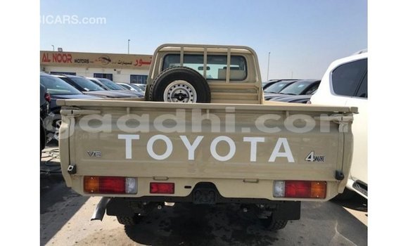 ይግዙ Imported Toyota Land Cruiser Beige መኪና በ Import - Dubai በ ሶማሊያ ይግዙ Imported Toyota Land Cruiser Beige መኪና በ Import - Dubai በ ሶማሊያ