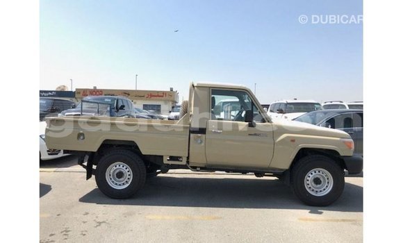 ይግዙ Imported Toyota Land Cruiser Beige መኪና በ Import - Dubai በ ሶማሊያ ይግዙ Imported Toyota Land Cruiser Beige መኪና በ Import - Dubai በ ሶማሊያ