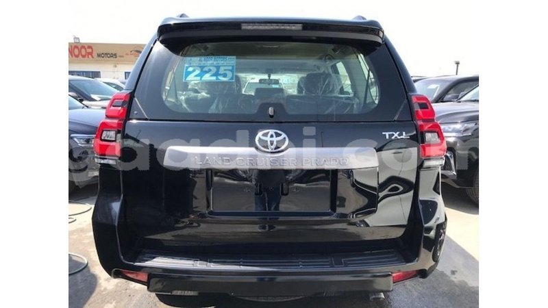 Big with watermark toyota prado somalia import dubai 3855