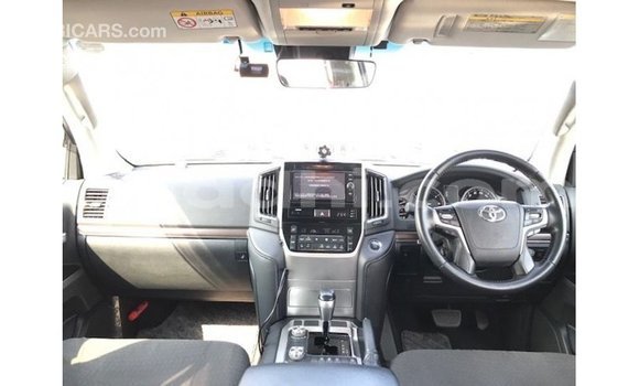 Acheter Import Voiture Toyota Land Cruiser Autre à Import - Dubai, Somalie Acheter Import Voiture Toyota Land Cruiser Autre à Import - Dubai, Somalie