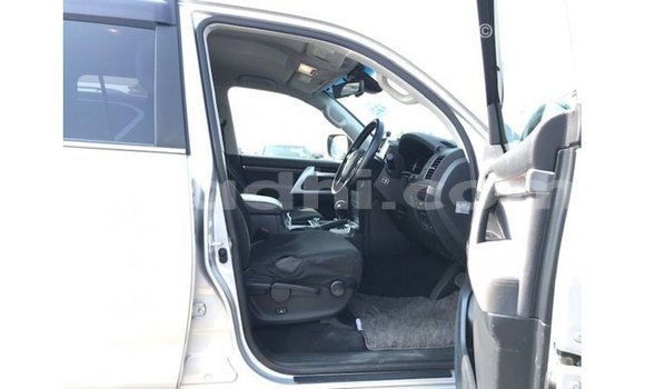 Acheter Import Voiture Toyota Land Cruiser Autre à Import - Dubai, Somalie Acheter Import Voiture Toyota Land Cruiser Autre à Import - Dubai, Somalie