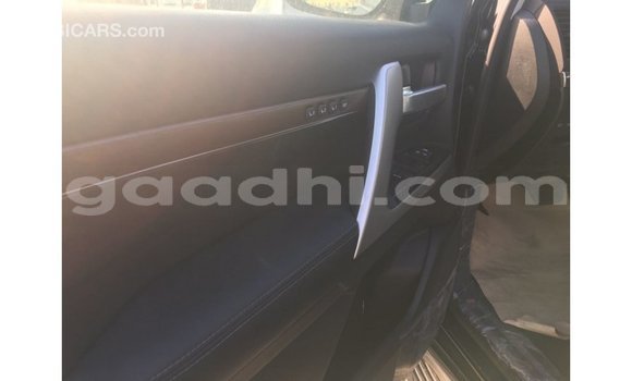 Imported Toyota Land Cruiser Black Makiinaa iti Import - Dubai keessatti Somalia keessatti Imported Toyota Land Cruiser Black Makiinaa iti Import - Dubai keessatti Somalia keessatti