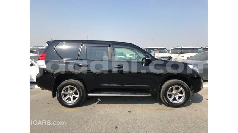 Big with watermark toyota prado somalia import dubai 3860