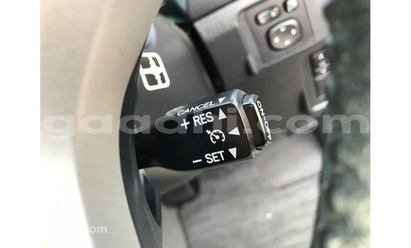 Acheter Import Voiture Toyota Prado Noir à Import - Dubai, Somalie Acheter Import Voiture Toyota Prado Noir à Import - Dubai, Somalie