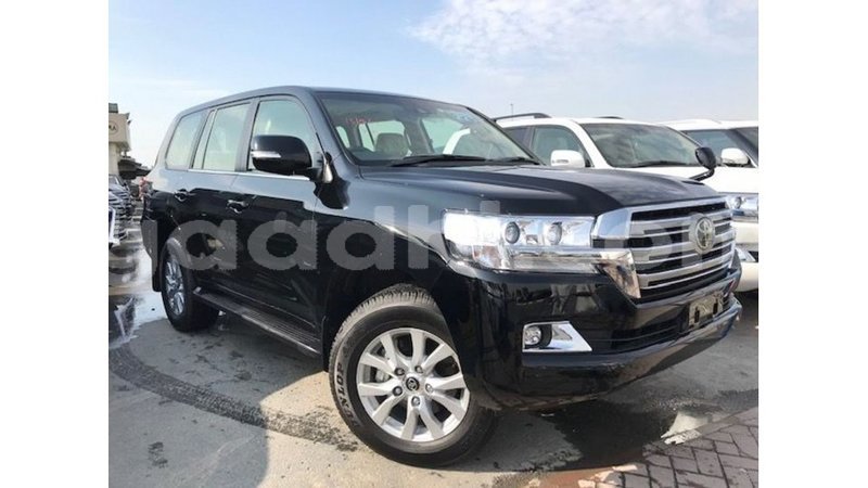 Big with watermark toyota land cruiser somalia import dubai 3866