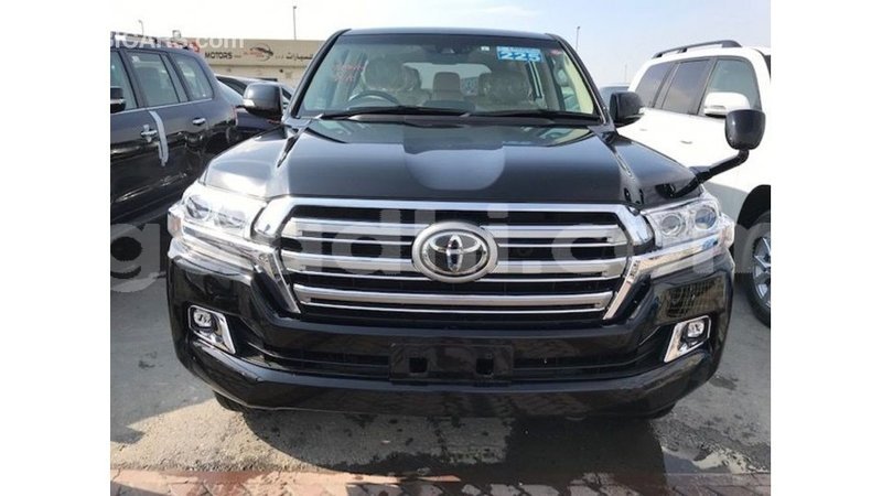 Big with watermark toyota land cruiser somalia import dubai 3866