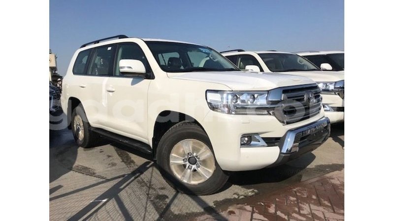 Big with watermark toyota land cruiser somalia import dubai 3867