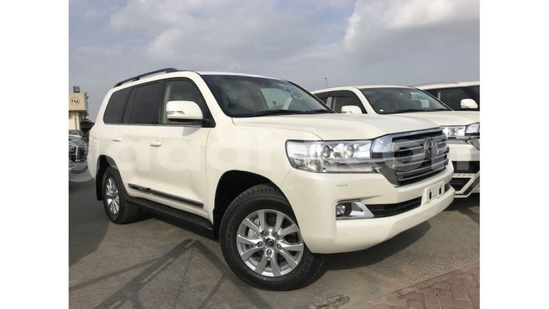 Big with watermark toyota land cruiser somalia import dubai 3868