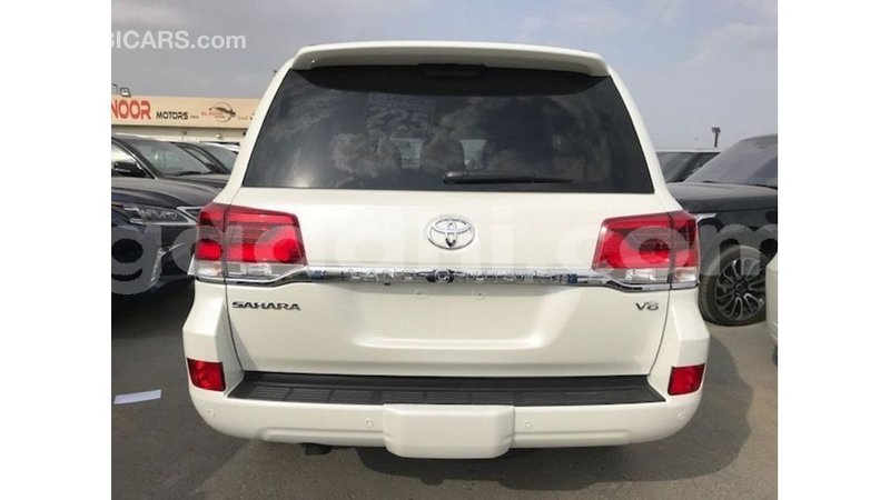 Big with watermark toyota land cruiser somalia import dubai 3868