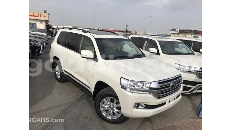 Big with watermark toyota land cruiser somalia import dubai 3868