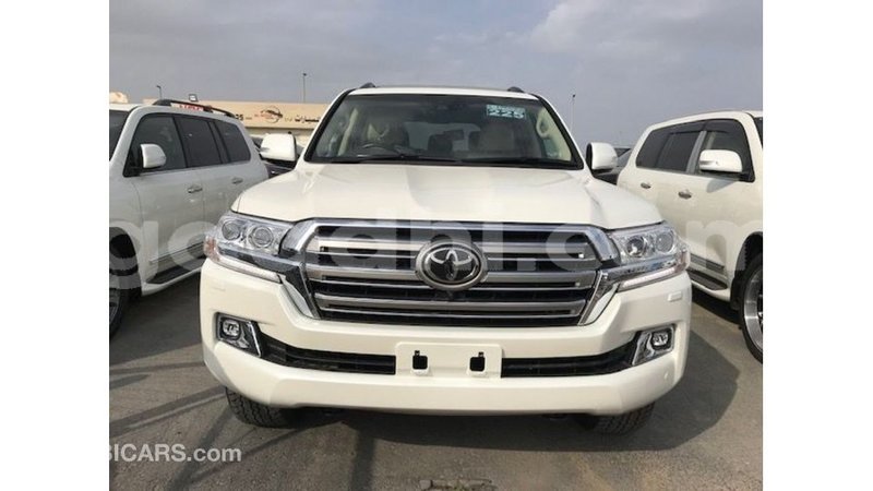 Big with watermark toyota land cruiser somalia import dubai 3868