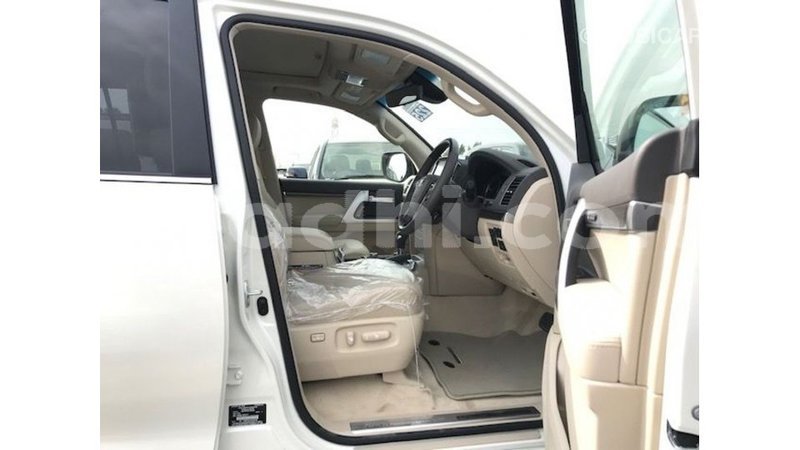 Big with watermark toyota land cruiser somalia import dubai 3868