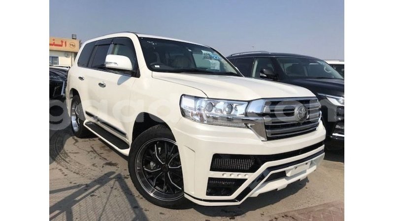 Big with watermark toyota land cruiser somalia import dubai 3871