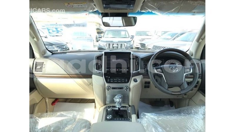 Big with watermark toyota land cruiser somalia import dubai 3871