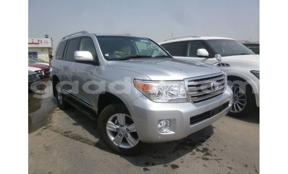 Acheter Import Voiture Toyota Land Cruiser Autre à Import - Dubai, Somalie Acheter Import Voiture Toyota Land Cruiser Autre à Import - Dubai, Somalie