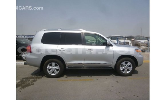 Acheter Import Voiture Toyota Land Cruiser Autre à Import - Dubai, Somalie Acheter Import Voiture Toyota Land Cruiser Autre à Import - Dubai, Somalie