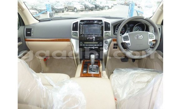 Acheter Import Voiture Toyota Land Cruiser Noir à Import - Dubai, Somalie Acheter Import Voiture Toyota Land Cruiser Noir à Import - Dubai, Somalie