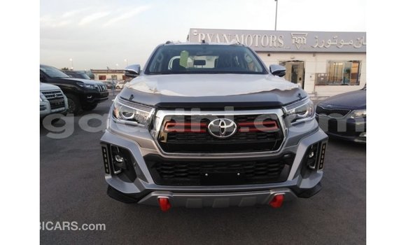 Imported Toyota Hilux Other Makiinaa iti Import - Dubai keessatti Somalia keessatti Imported Toyota Hilux Other Makiinaa iti Import - Dubai keessatti Somalia keessatti