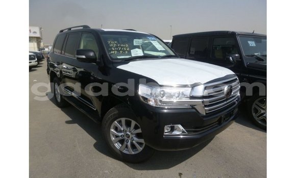 Acheter Import Voiture Toyota Land Cruiser Noir à Import - Dubai, Somalie Acheter Import Voiture Toyota Land Cruiser Noir à Import - Dubai, Somalie