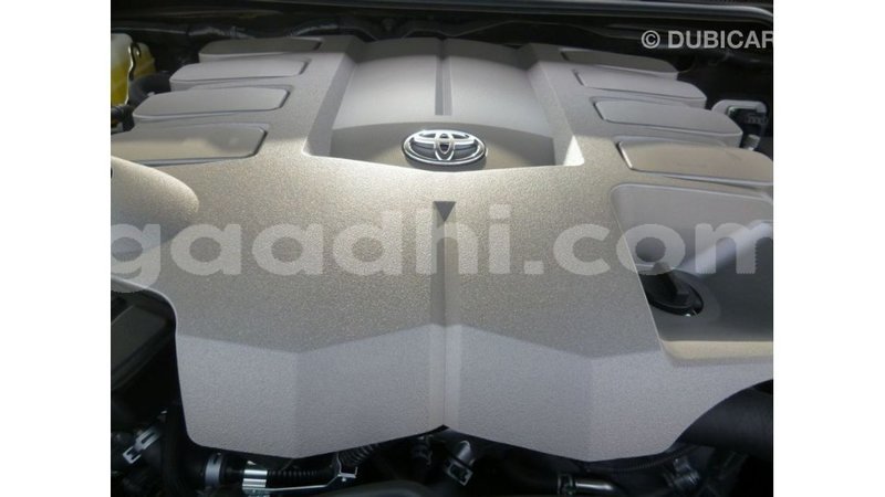 Big with watermark toyota land cruiser somalia import dubai 3889