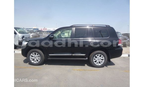 Acheter Import Voiture Toyota Land Cruiser Noir à Import - Dubai, Somalie Acheter Import Voiture Toyota Land Cruiser Noir à Import - Dubai, Somalie