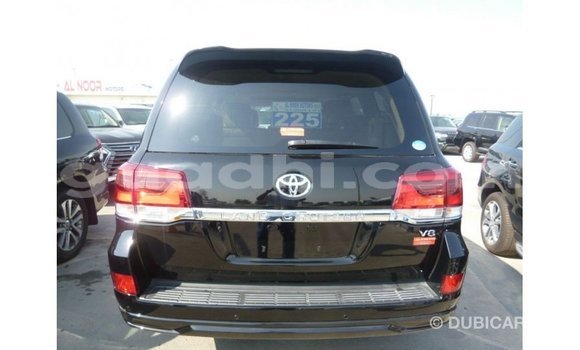 Acheter Import Voiture Toyota Land Cruiser Noir à Import - Dubai, Somalie Acheter Import Voiture Toyota Land Cruiser Noir à Import - Dubai, Somalie