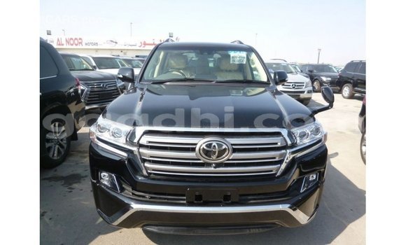 Acheter Import Voiture Toyota Land Cruiser Noir à Import - Dubai, Somalie Acheter Import Voiture Toyota Land Cruiser Noir à Import - Dubai, Somalie