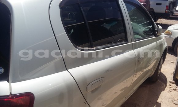 اشتري مستعمل Toyota Vitz أبيض سيارة في مقديشو في الصومال اشتري مستعمل Toyota Vitz أبيض سيارة في مقديشو في الصومال