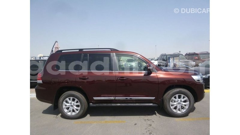 Big with watermark toyota land cruiser somalia import dubai 3892