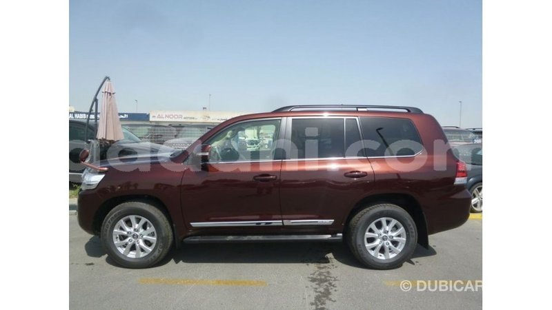 Big with watermark toyota land cruiser somalia import dubai 3892