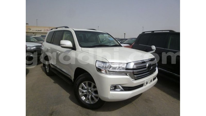 Big with watermark toyota land cruiser somalia import dubai 3897