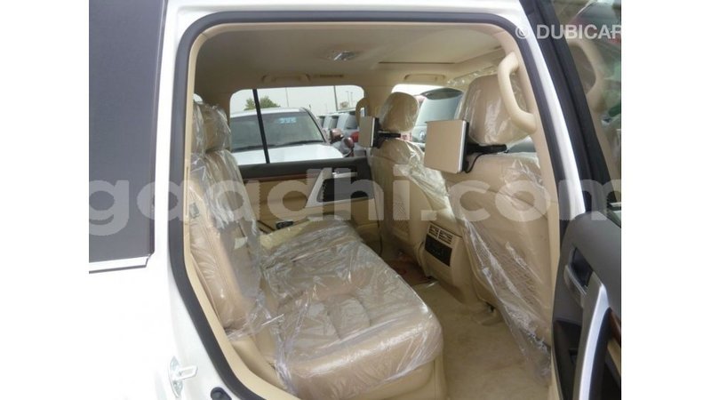 Big with watermark toyota land cruiser somalia import dubai 3897