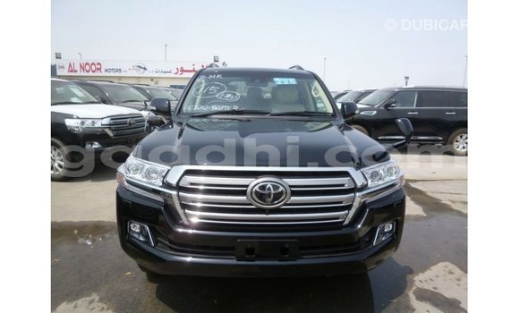 Acheter Import Voiture Toyota Land Cruiser Noir à Import - Dubai, Somalie Acheter Import Voiture Toyota Land Cruiser Noir à Import - Dubai, Somalie